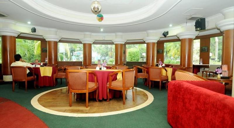 Hotel Swarna Dwipa Palembang Luaran gambar