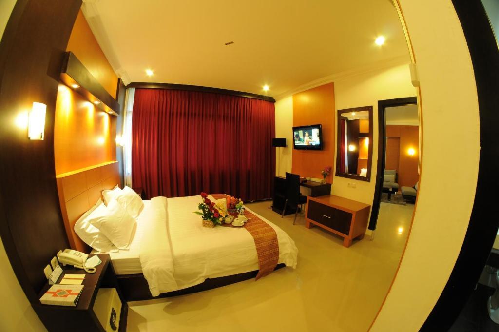 Hotel Swarna Dwipa Palembang Bilik gambar