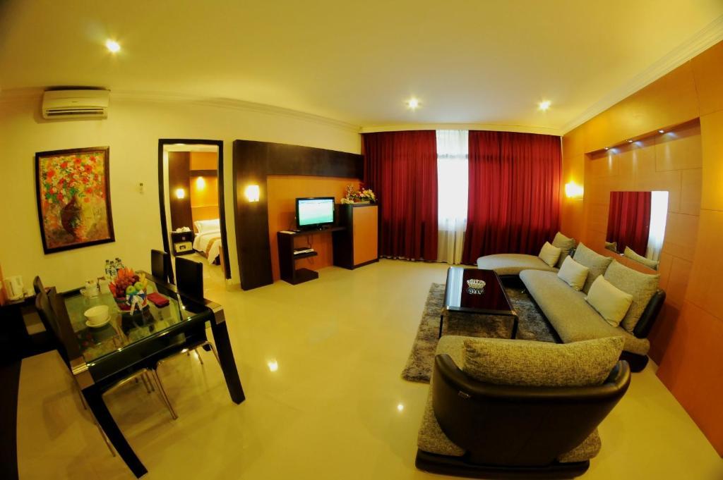 Hotel Swarna Dwipa Palembang Bilik gambar